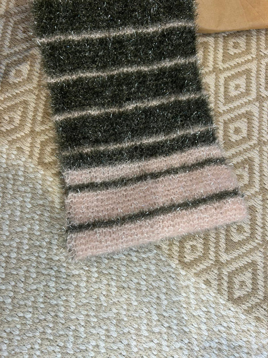 Lanière exfoliante dos, gris et rose pour laver le dos, eponge 